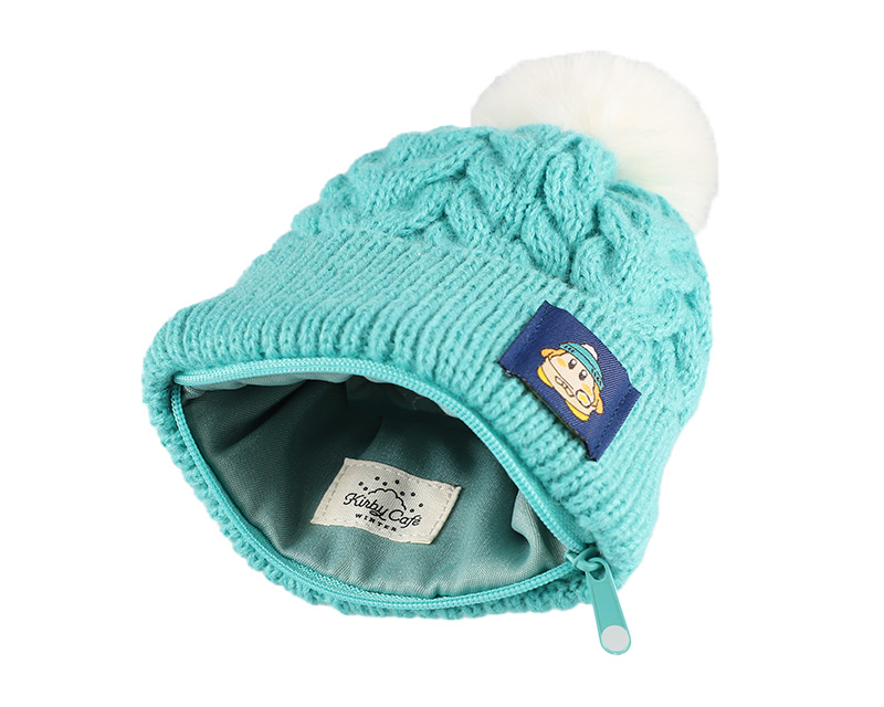 WINTER ニット帽ポーチ 写真